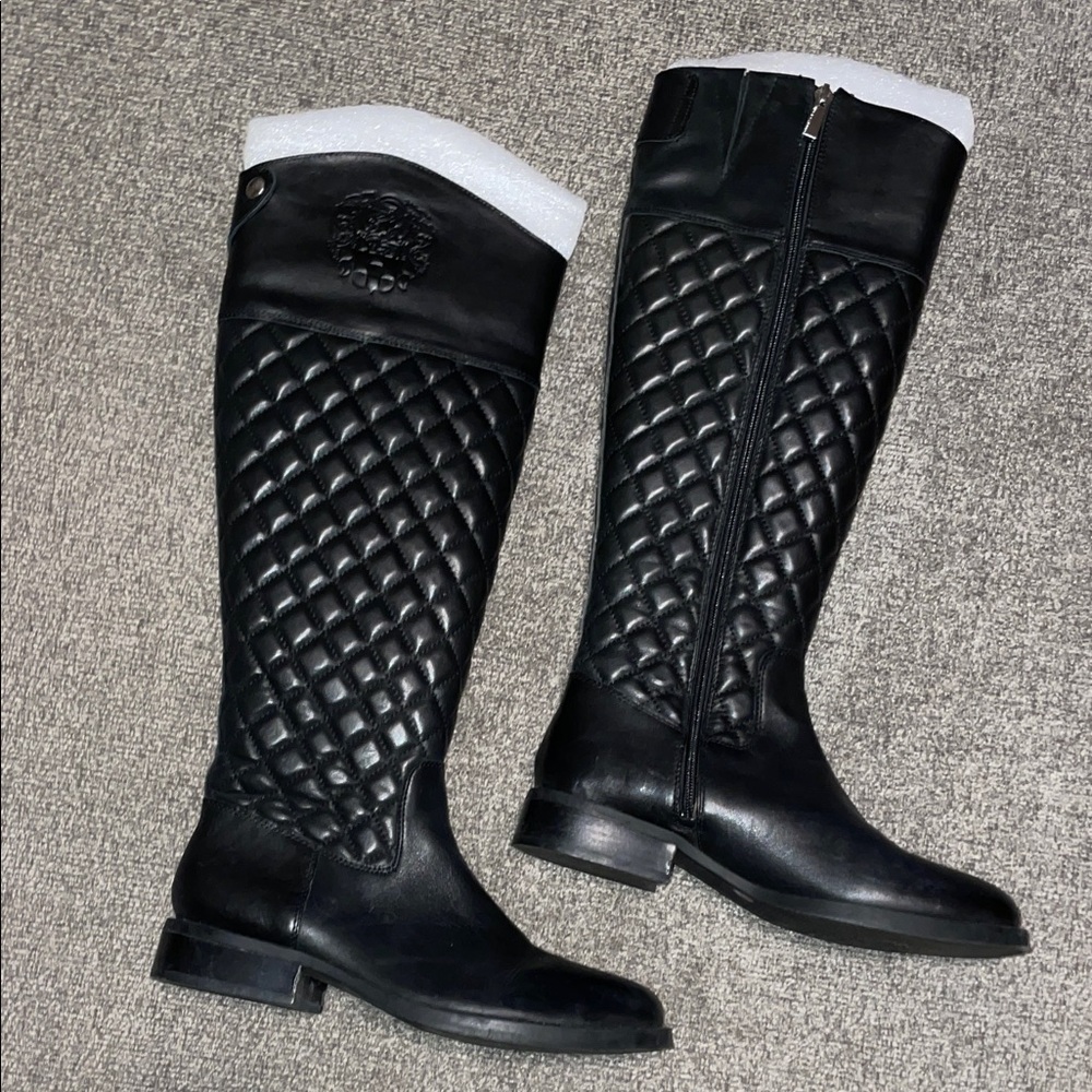 Vince Camuto Black Quilted Winter Boots